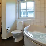 3 Bedroom In Casa vacanze *